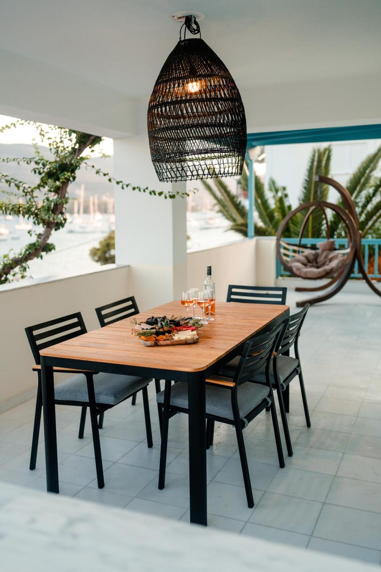 Nikis Village Poros Town エクステリア 写真