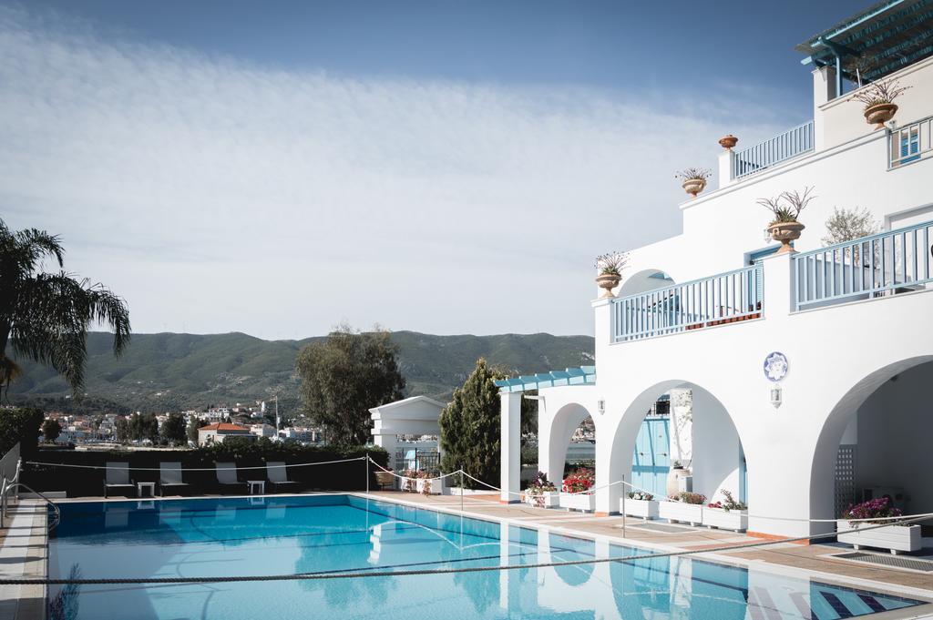 Nikis Village Poros Town エクステリア 写真