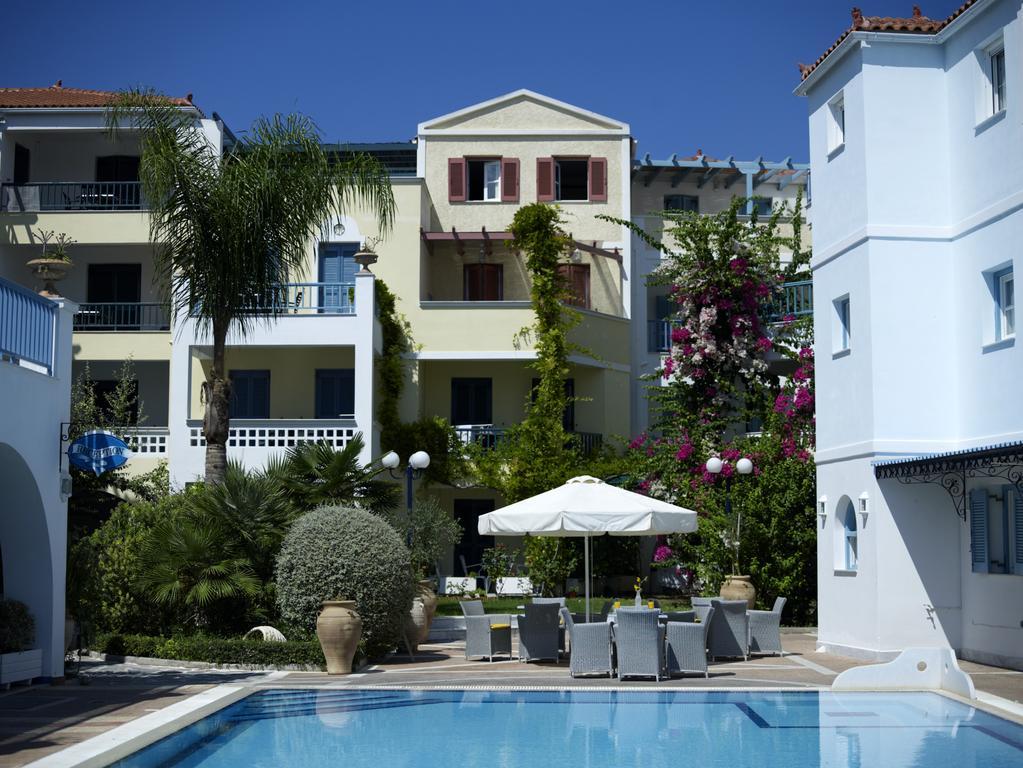 Nikis Village Poros Town エクステリア 写真